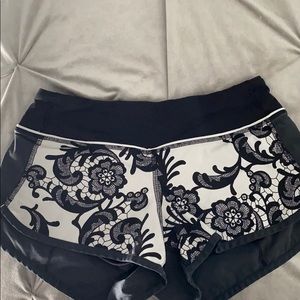 Lululemon Shorts! 2.5